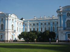 004 Kloster Smolny, St. Petersburg.JPG